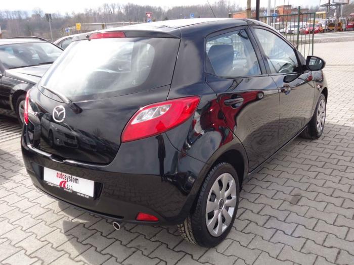 mazda 2 1 3 besplatni mali oglasi