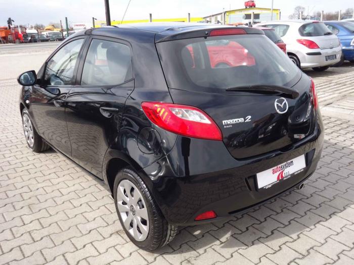 mazda 2 1 3 besplatni mali oglasi