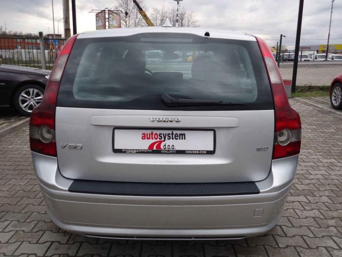 volvo v50 1 6d besplatni mali oglasi