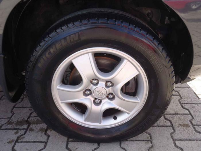 kia sportage 2 0 besplatni mali oglasi