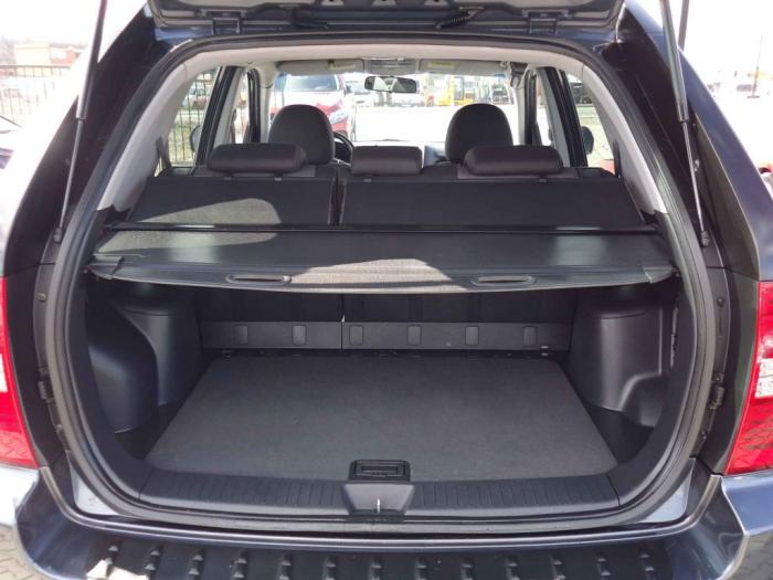 kia sportage 2 0 besplatni mali oglasi