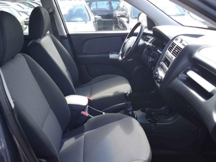 kia sportage 2 0 besplatni mali oglasi