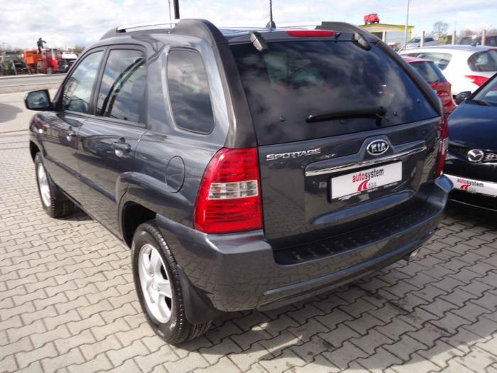 kia sportage 2 0 besplatni mali oglasi