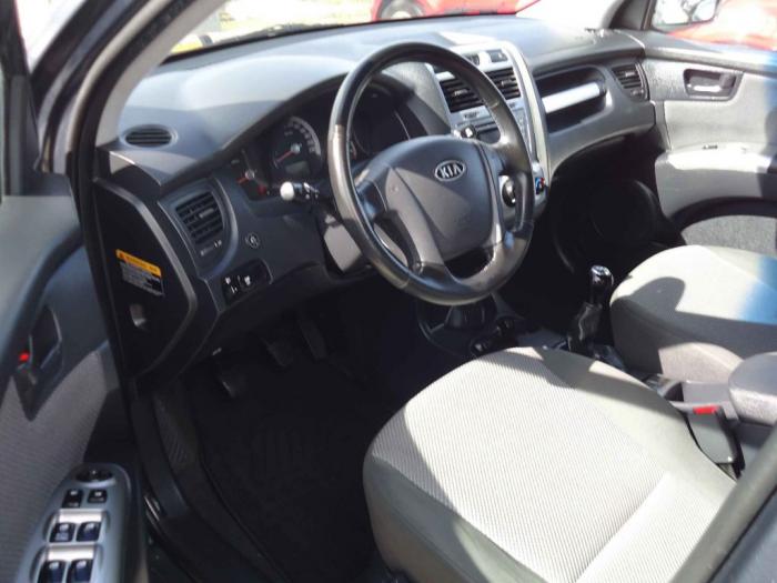 kia sportage 2 0 besplatni mali oglasi
