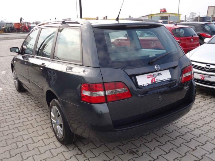 fiat stilo 1 9jtd besplatni mali oglasi