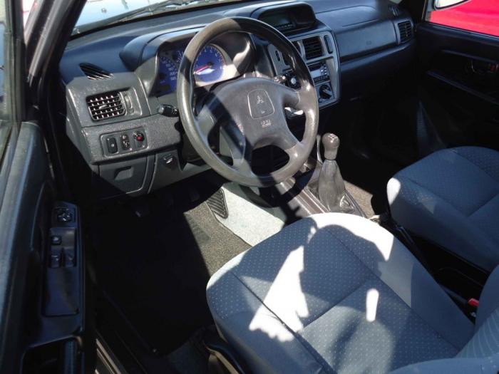 mitsubishi pajero pinin 1 8 besplatni mali oglasi