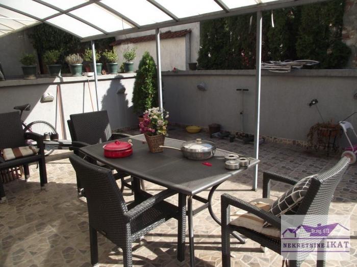 učiteljsko naselje, kozarčeva 62m2 70m2, terasa besplatni mali oglasi