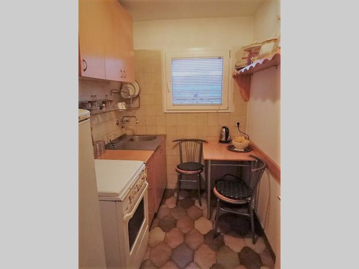 2 0, 91m2 sa terasom, zemun, gundulićeva,bez ulaganja besplatni mali oglasi