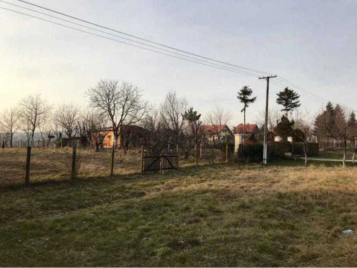 plac na fruškoj gori, krušedol 16 ari besplatni mali oglasi