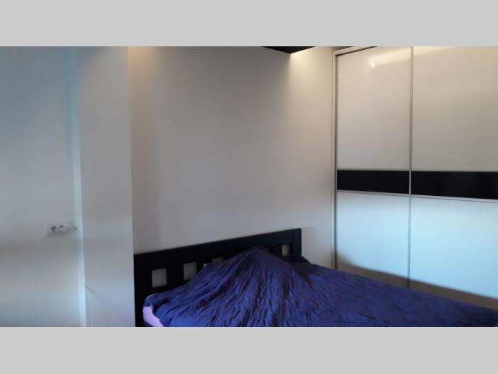 2 0, 51m2, banovo brdo, praška, 5 6, lux, uknjižen, namešten besplatni mali oglasi