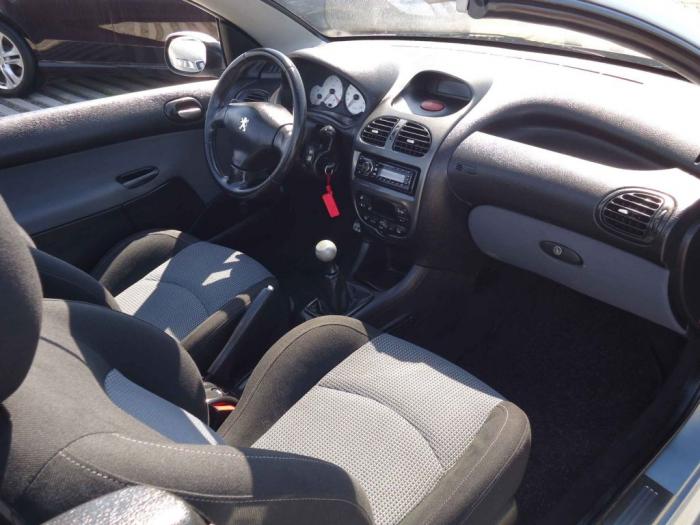 peugeot 206 1 6 besplatni mali oglasi