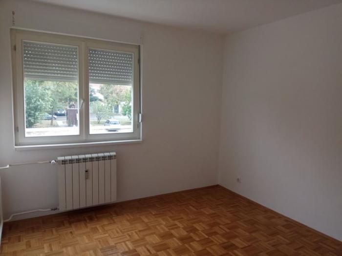 3 0, 87m2, bežanijska kosa ii, vojni besplatni mali oglasi
