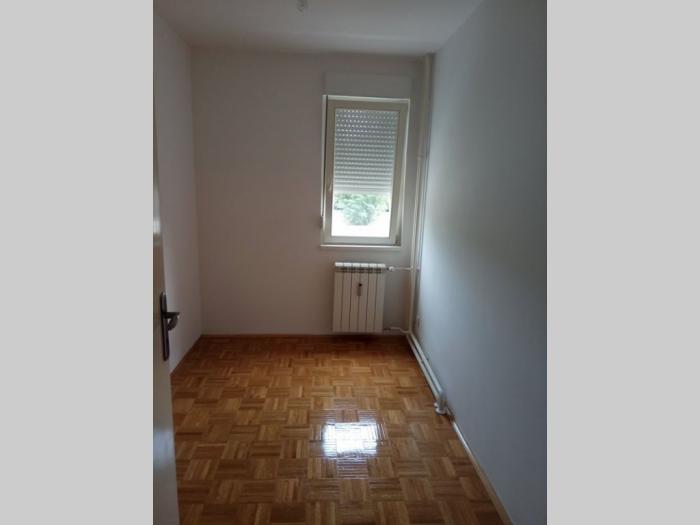 3 0, 87m2, bežanijska kosa ii, vojni besplatni mali oglasi
