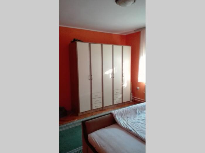5 0, 220m2 na 20 ari placa,mali mokri lug besplatni mali oglasi