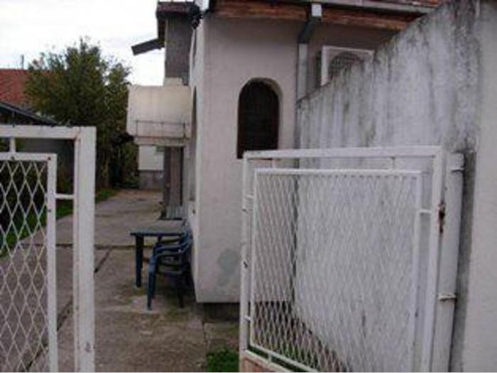 2 0, 50m2, bežanijska kosa besplatni mali oglasi