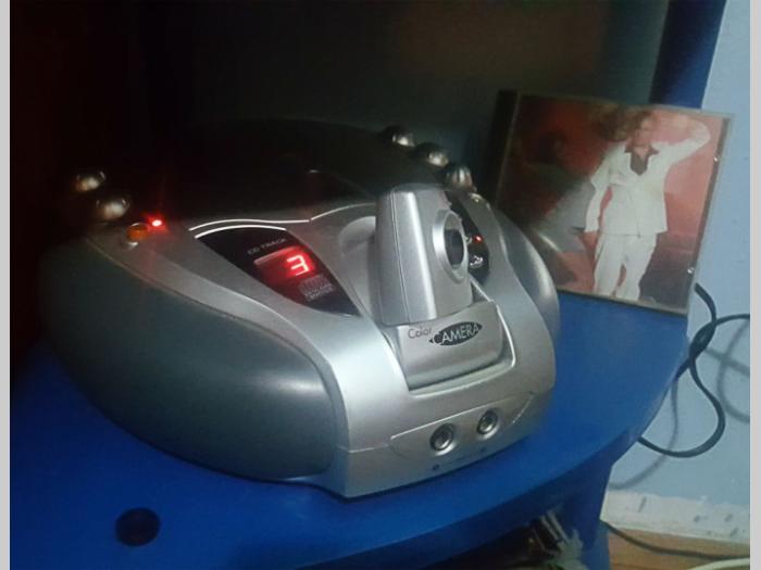 karaoke cd plejer uređaj sa kamerom poklon besplatni mali oglasi