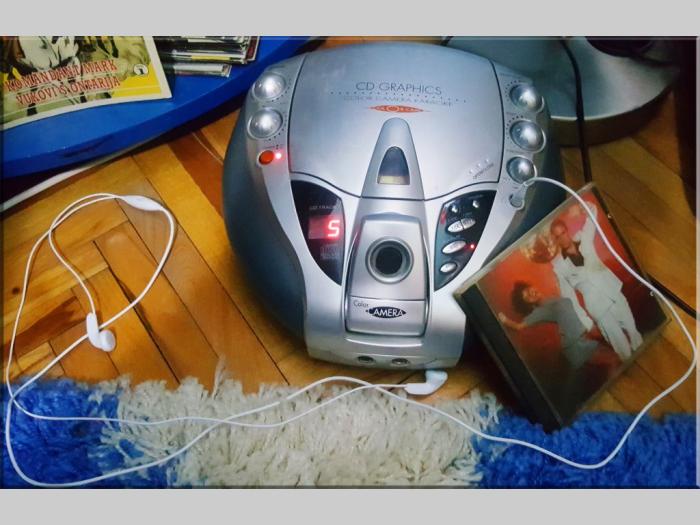 karaoke cd plejer uređaj sa kamerom poklon besplatni mali oglasi