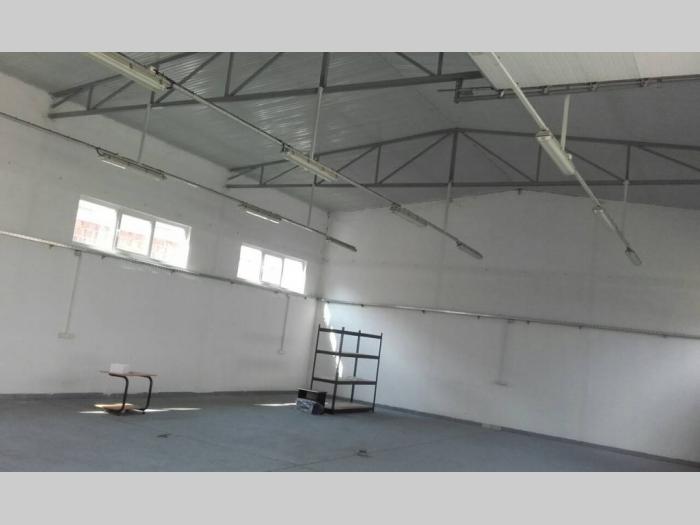 izdajem halu 370m2, rakovica vozdovac besplatni mali oglasi
