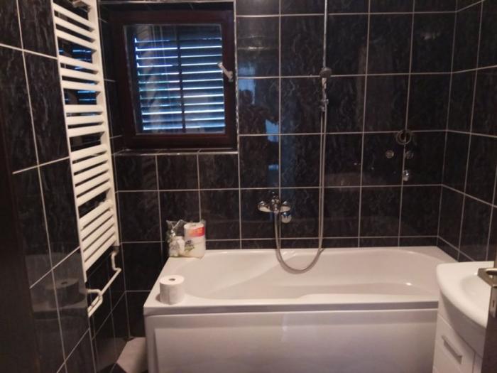 višnjica, kuća sa 4 nivoa, izdaje se kao poslovni prostor besplatni mali oglasi