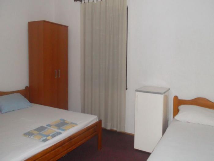 izdavanje sobe igalo i herceg novi, centar grada besplatni mali oglasi