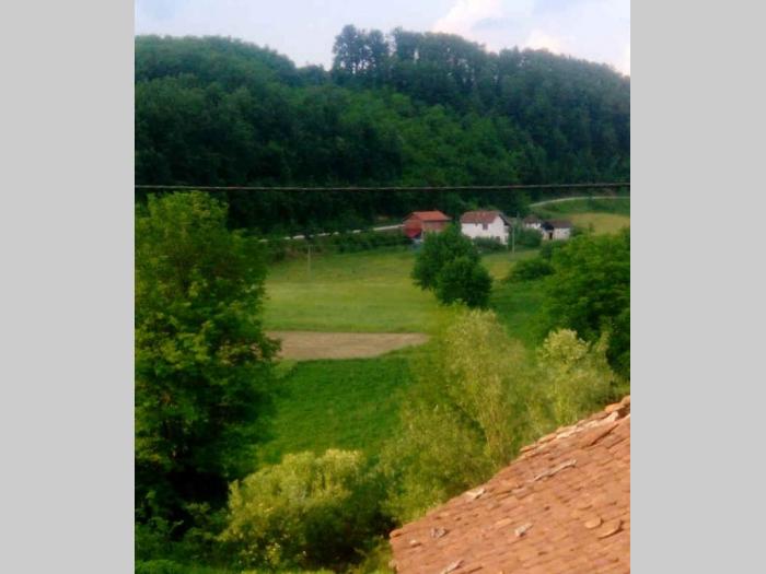 kuća na selu sa šumom, njivom, šljivikom ljig, belanović besplatni mali oglasi