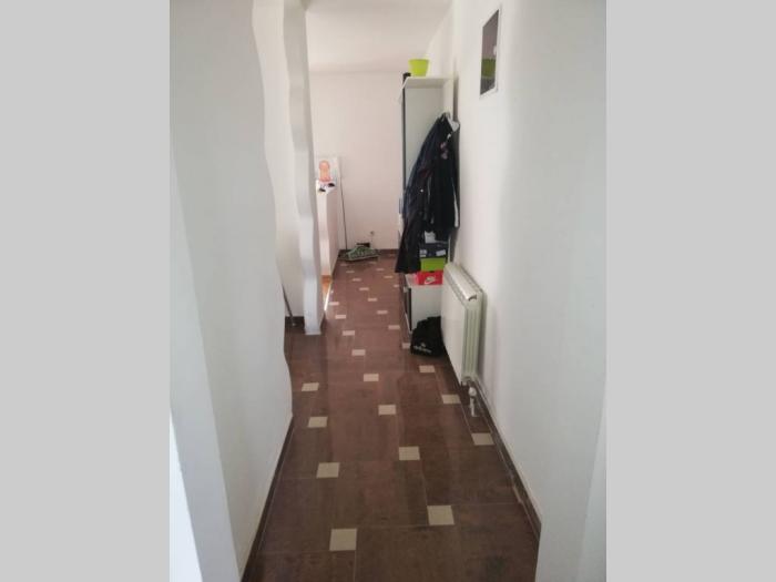 2 0, 79m2, medak, cvetanova ćuprija besplatni mali oglasi
