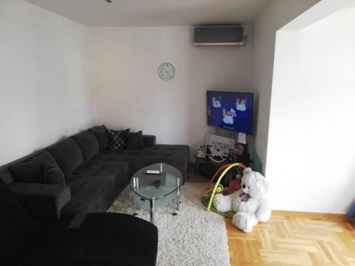2 0, 79m2, medak, cvetanova ćuprija besplatni mali oglasi