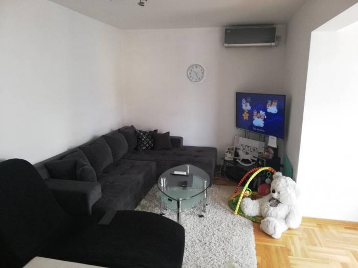 2 0, 79m2, medak, cvetanova ćuprija besplatni mali oglasi