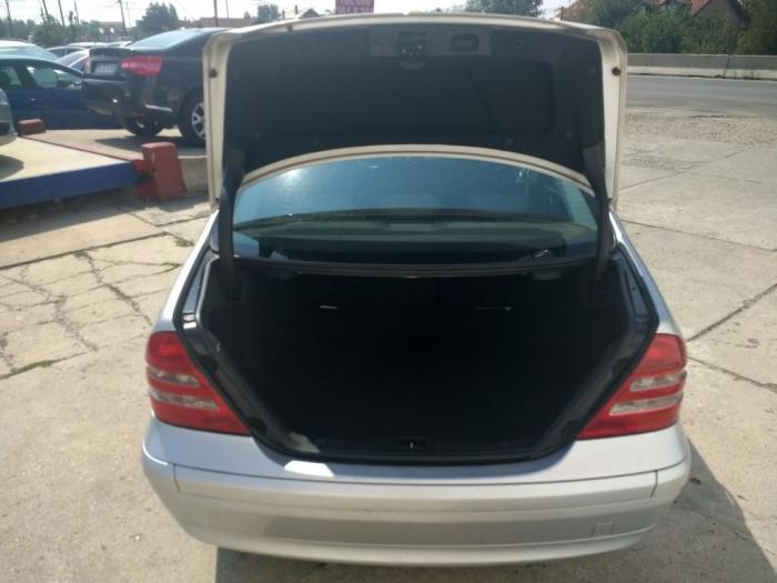 mercedes benz c 200 cdi besplatni mali oglasi