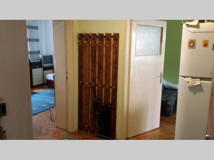 izdavanje, 2 0, 62m2, vračar besplatni mali oglasi