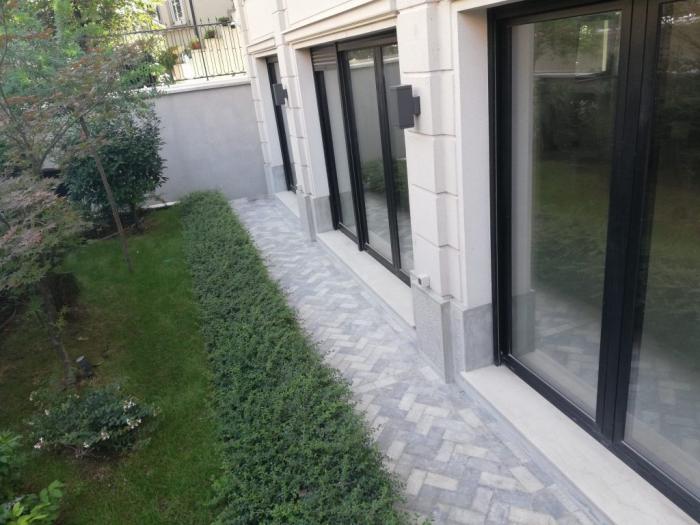 4 0, 169m2, vračar, hram, internacionalnih brigada besplatni mali oglasi