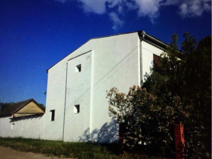 hitno, spratna kuća u bačkim vinogradima besplatni mali oglasi