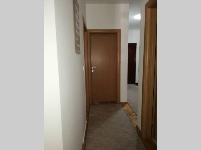 vojvode vlahovića, 54m2 besplatni mali oglasi