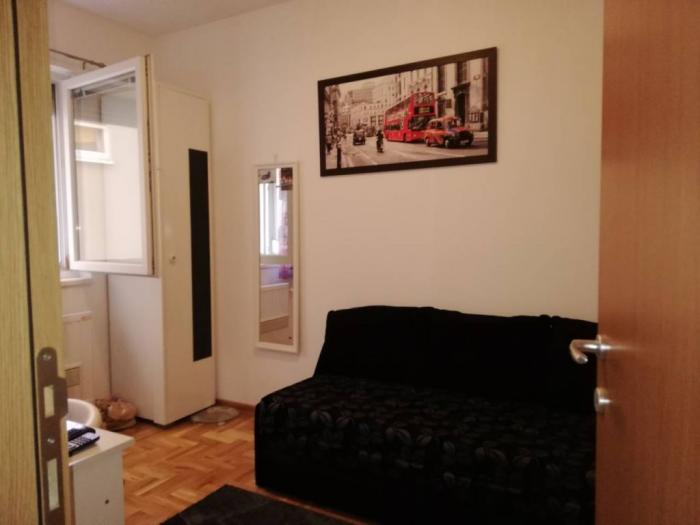 vojvode vlahovića, 54m2 besplatni mali oglasi
