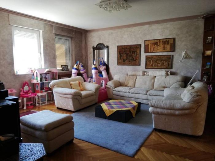 4 0, 115m2, novi beograd, yubc, bulevar mihajla pupina besplatni mali oglasi