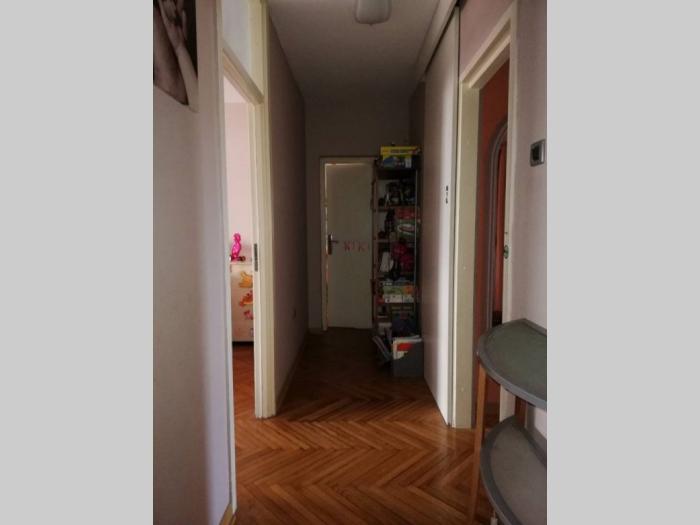 4 0, 115m2, novi beograd, yubc, bulevar mihajla pupina besplatni mali oglasi