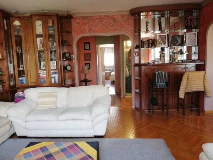 4 0, 115m2, novi beograd, yubc, bulevar mihajla pupina besplatni mali oglasi