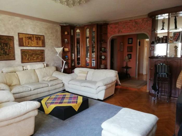 4 0, 115m2, novi beograd, yubc, bulevar mihajla pupina besplatni mali oglasi
