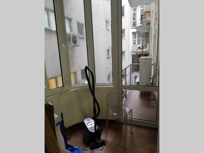 crkva svetog marka, resavska 102m2 besplatni mali oglasi