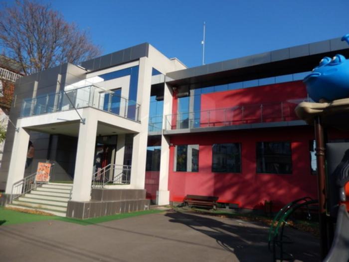 izdavanje, luksuzan poslovni prostor, orfelinova, banovo brdo besplatni mali oglasi