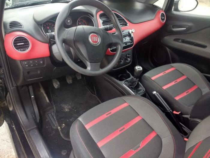 fiat grande punto 1 3 mtj besplatni mali oglasi