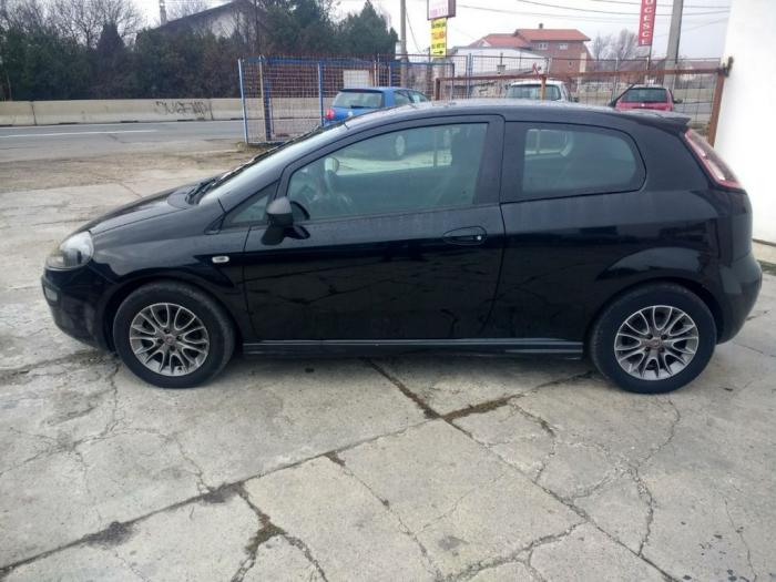 fiat grande punto 1 3 mtj besplatni mali oglasi