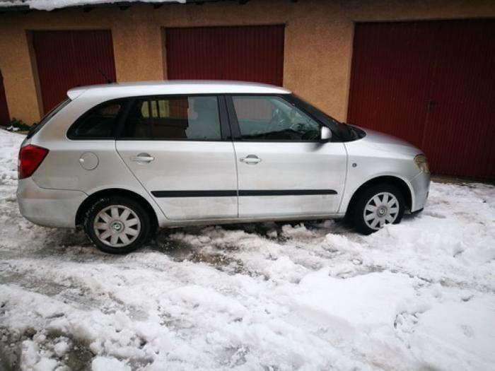 škoda fabia 1 4 tdi karavan 2008 g besplatni mali oglasi