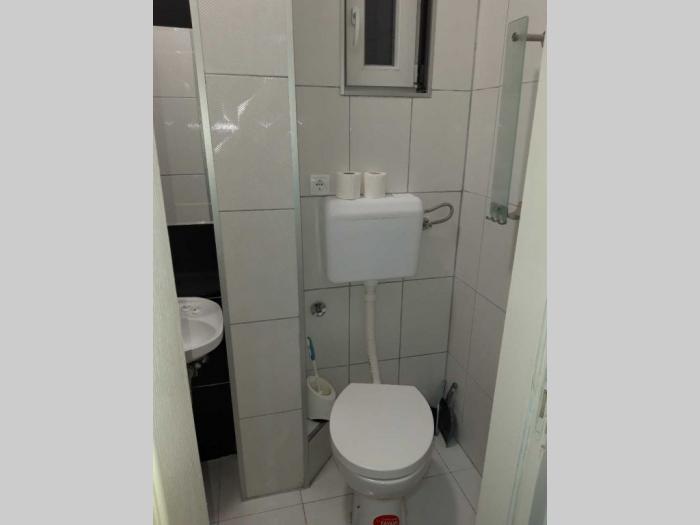 izdavanje garsonjere na dan, novi beograd besplatni mali oglasi