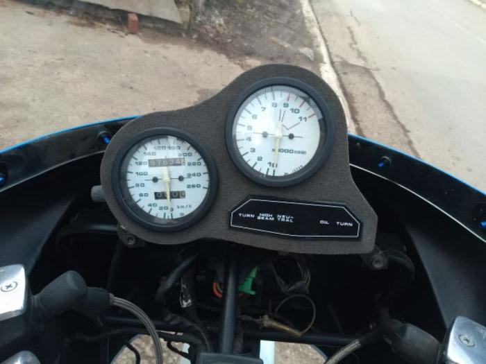 suzuki gsxr 750 gr75a motor na prodaju besplatni mali oglasi