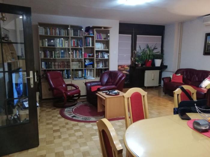 vračar, hadži melentijeva 96m2 besplatni mali oglasi