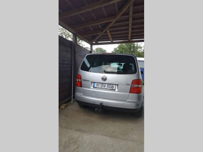 volkswagen touran prodaja besplatni mali oglasi