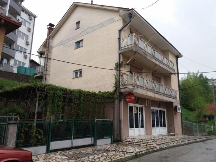 prodajem restoran sa terasom besplatni mali oglasi