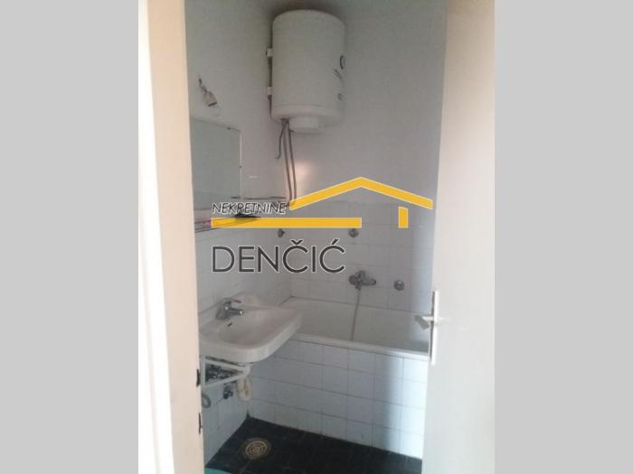 stan, 60 m2, borča 2, prodaja besplatni mali oglasi