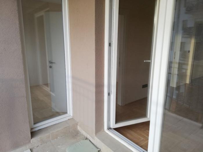 vojvode vlahovića, 71m2 besplatni mali oglasi